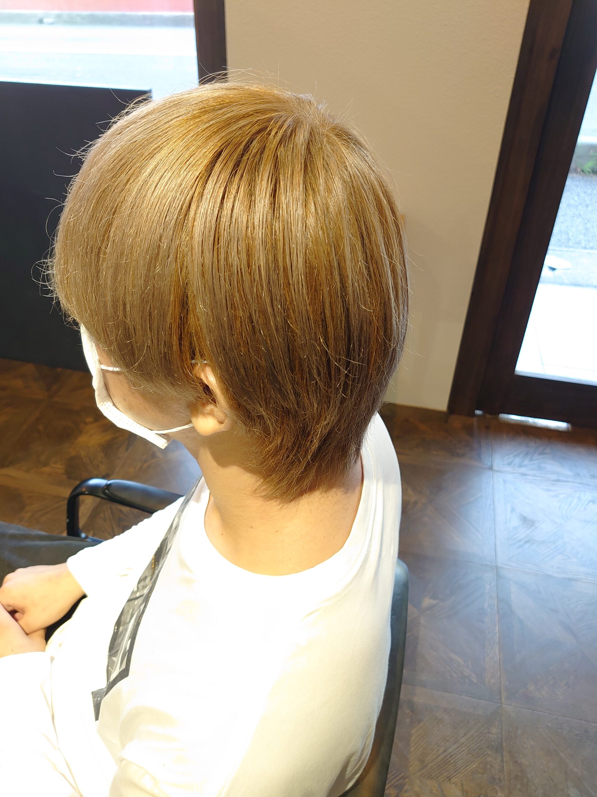 メンズハイトーンカラー ミルクティーベージュ 池田市石橋の美容室ならヘアサロンsolana ソラーナ