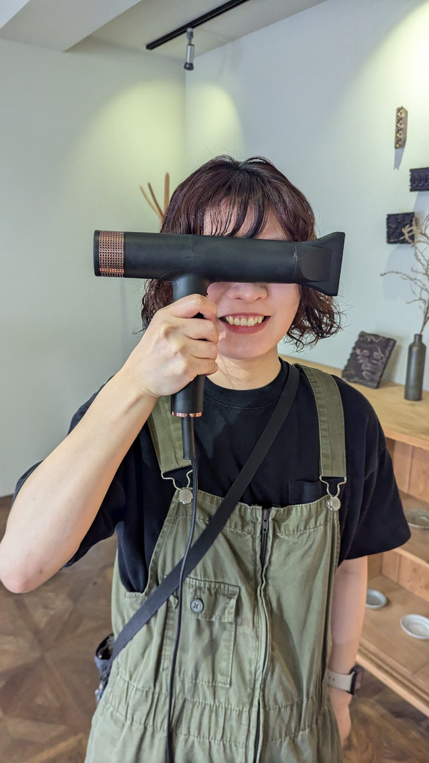 美容師が惚れたドライヤー！話題のT-bone DRYを使ってみた。 - 池田市